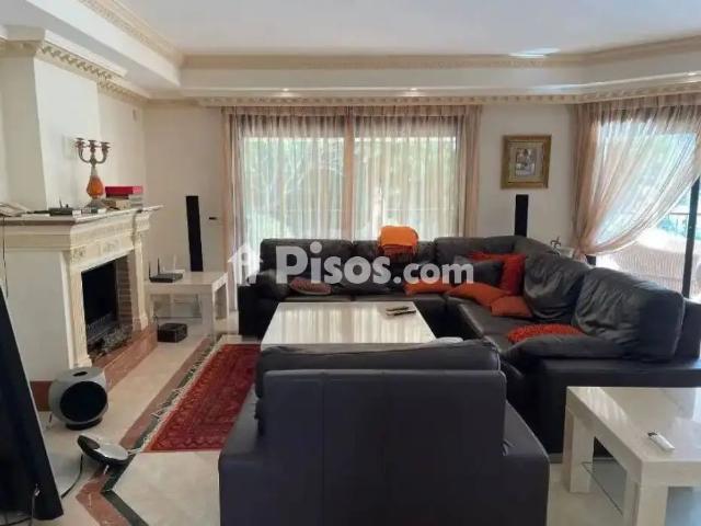 Chalet en alquiler en Benahavís
