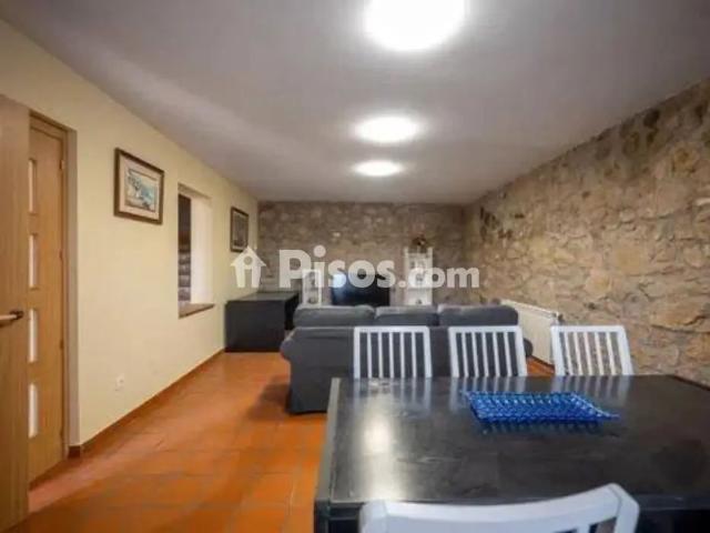 Chalet en alquiler en Gemuño