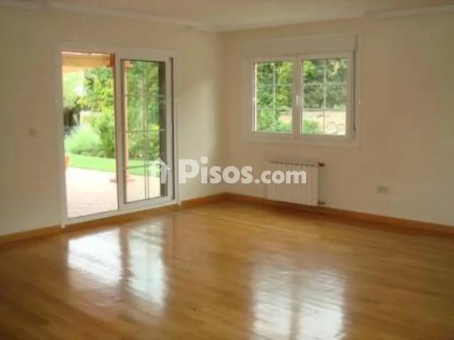 Chalet en alquiler en Encinar de los Reyes