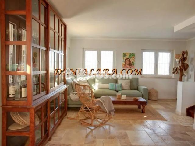 Chalet en alquiler en El Montgó