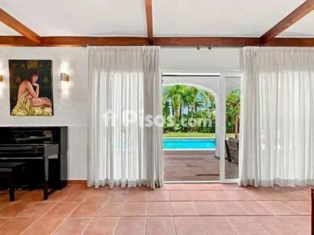Chalet en alquiler en El Paraíso Atalaya Benamara