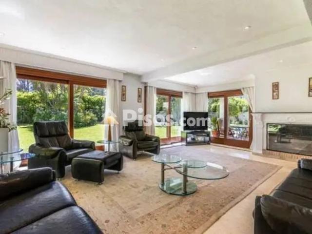 Chalet en alquiler en Estepona