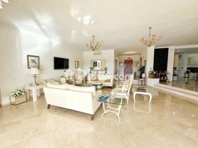 Chalet en alquiler en Estepona