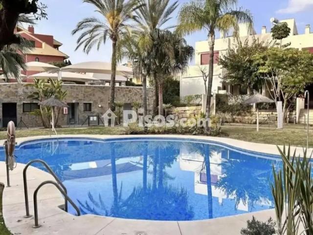 Chalet en alquiler en Estepona
