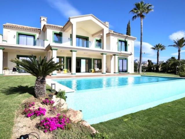 Chalet en alquiler en Estepona, New Golden Mile