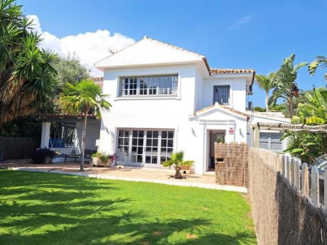 Chalet en alquiler en Estepona, Velerin