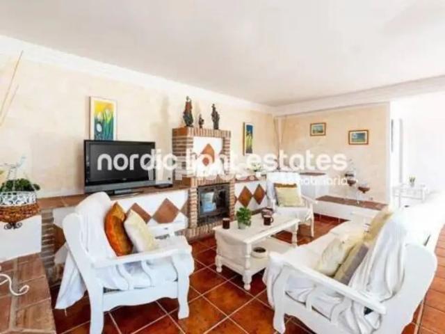 Chalet en alquiler en Frigiliana