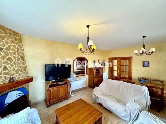 Chalet en alquiler en Jacarilla