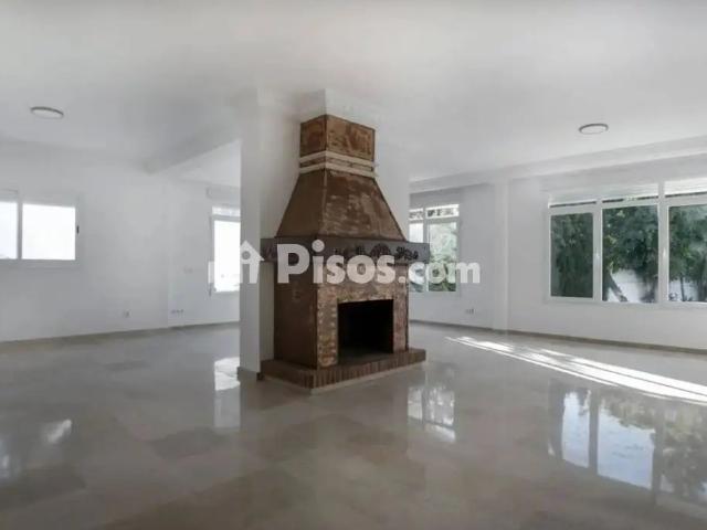 Chalet en alquiler en los Naranjos Las Brisas