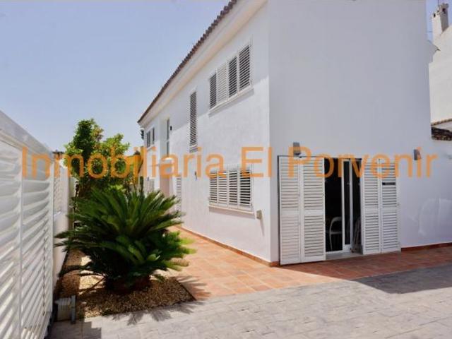 Chalet en Alquiler en Los Torrentes, Valencia