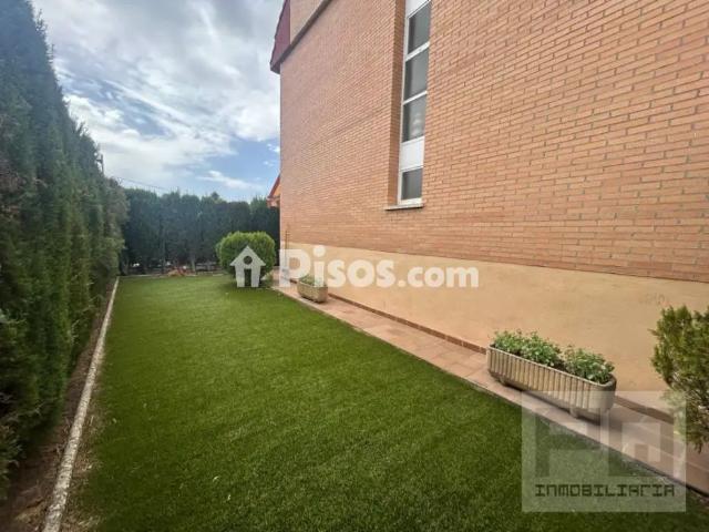Chalet en alquiler en Las Navas del Marqués