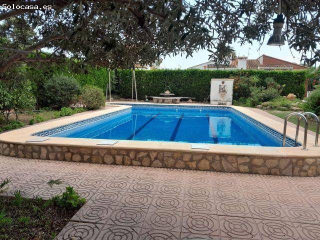 Chalet en Alquiler en LEliana, Valencia