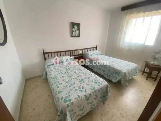 Chalet en alquiler en Lepe