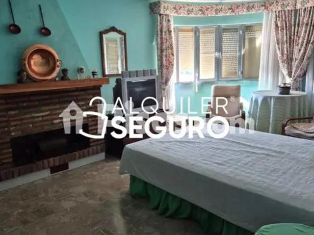 Chalet en alquiler en Lillo