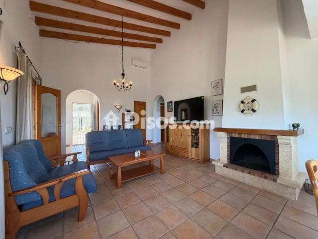 Chalet en alquiler en Montepego