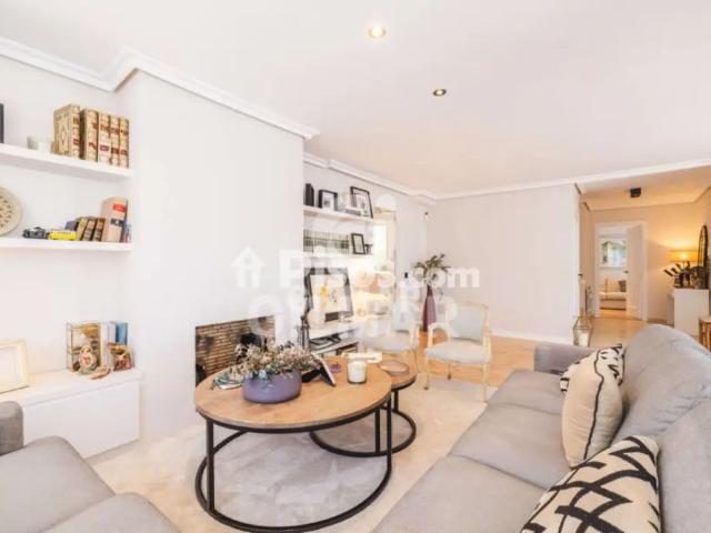 Chalet en alquiler en Monterrozas El Cantizal