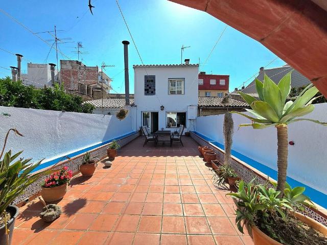 Chalet en alquiler en Calella, de 144 m² 3 habitaciones por 1.500