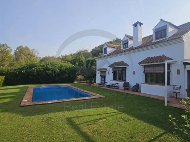 Chalet en alquiler en Sotogrande, Sotogrande San Enrique Guadiaro Pueblo Nuevo
