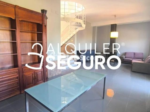 Chalet en alquiler en Salteras