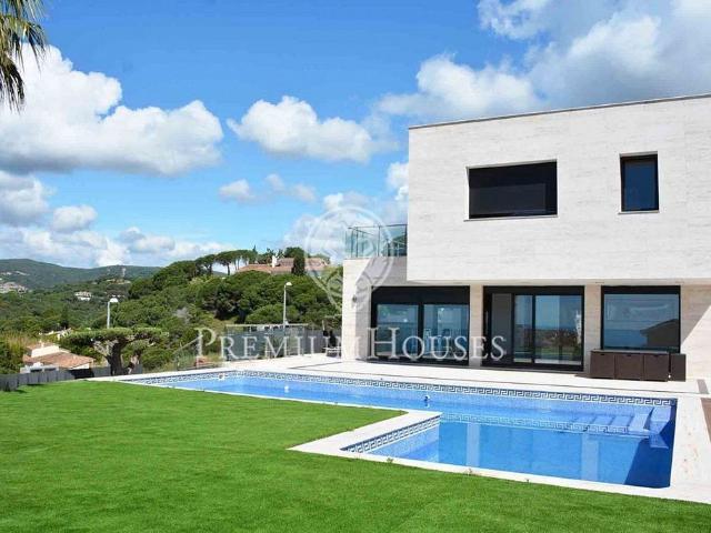Chalet en alquiler en Sant Vicenç de Montalt, de 475 m² 5 habitaciones por 8.000