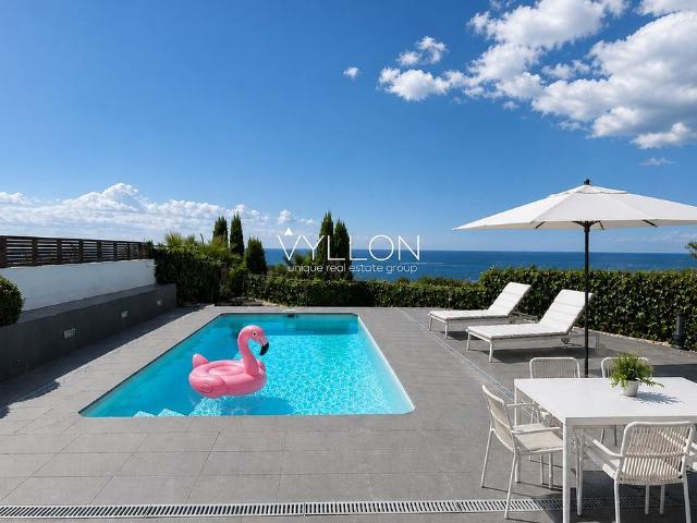 Chalet en alquiler en Sant Andreu de Llavaneres, de 275 m² 5 habitaciones por 15.500