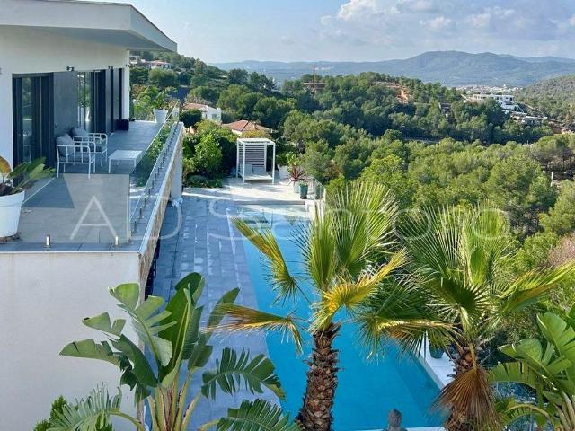 Chalet en alquiler en Sant Pere de Ribes, de 250 m² 3 habitaciones por 5.500