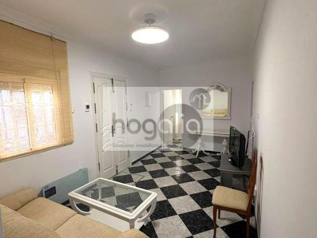 Chalet en alquiler en Sevilla, BELLAVISTA, BELLAVISTA