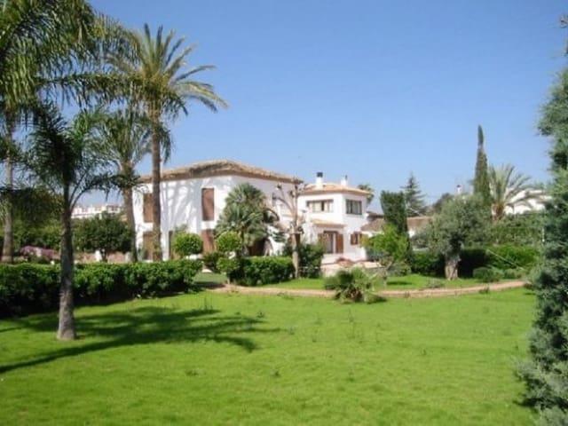 Chalet en alquiler en Pedreguer, Alicante Costa Blanca
