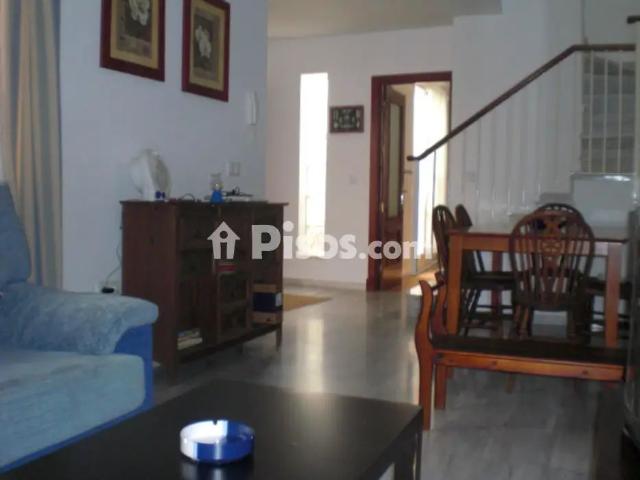 Chalet en alquiler en Picadueñas