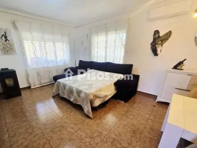Chalet en alquiler en Playa de San Juan