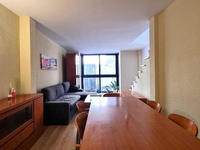 Chalet en alquiler en Reus, de 131 m² 3 habitaciones por 898