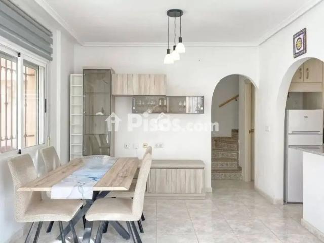 Chalet en alquiler en Torrevieja