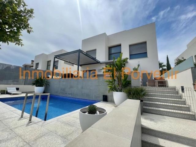 Chalet en alquiler en Torrent, El Vedat