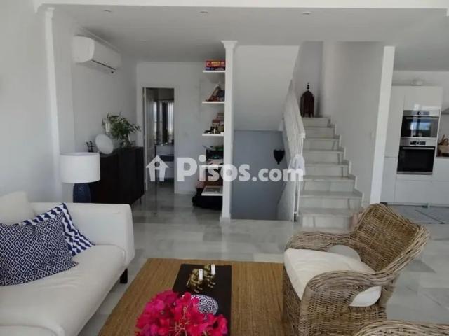 Chalet en alquiler en Urb. los Pinos
