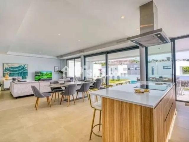 Chalet en alquiler en Urbanización El Hacho La Duquesa Golf