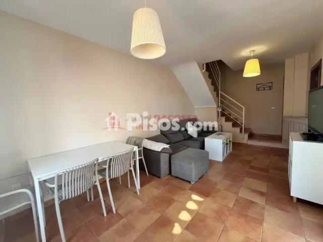 Chalet en alquiler en Urbasur