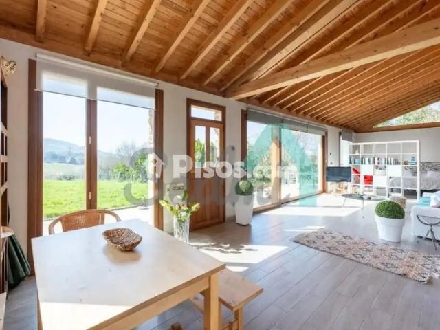 Chalet en alquiler en Villaviciosa