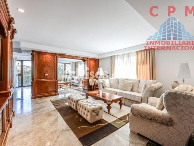 Chalet en alquiler en Villalbilla