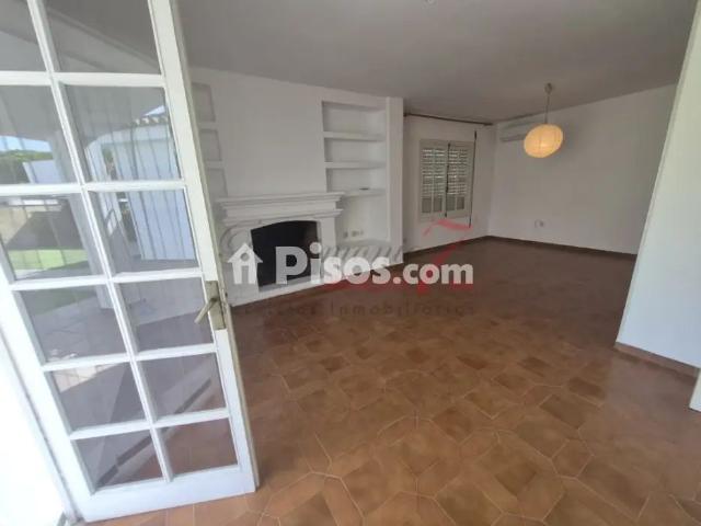 Chalet en alquiler en Vistahermosa