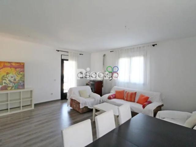 Chalet en alquiler en Yebes Pueblo