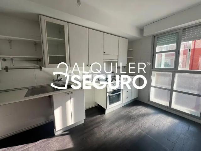 Chalet en alquiler en Zona Estación Centro