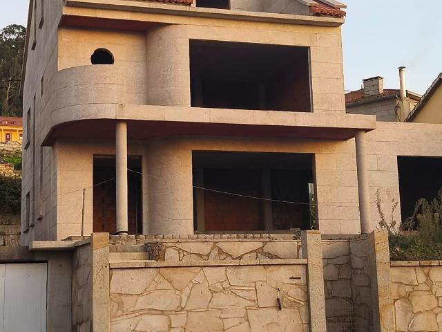 CHALET EN BAMIO, VILLAGARCIA DE AROSA