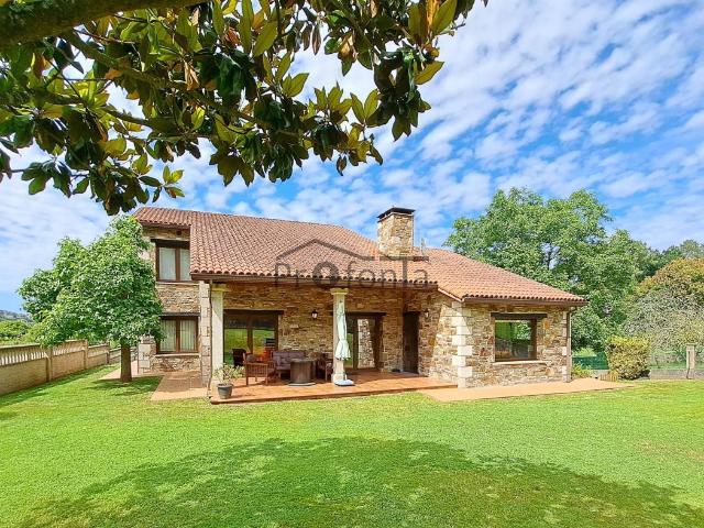 Chalet en Betanzos. Confort y calidad. Ref. C1489