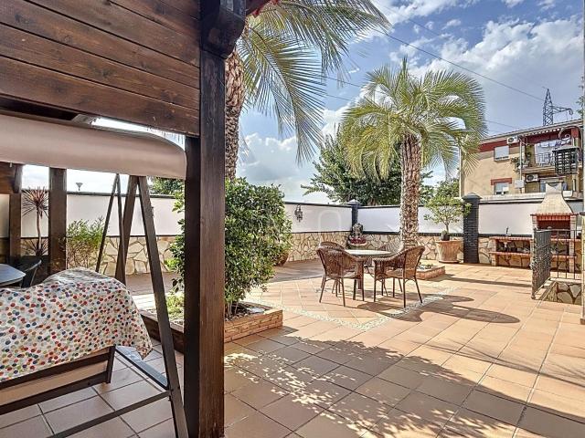 CHALET EN GENIL, PURCHIL