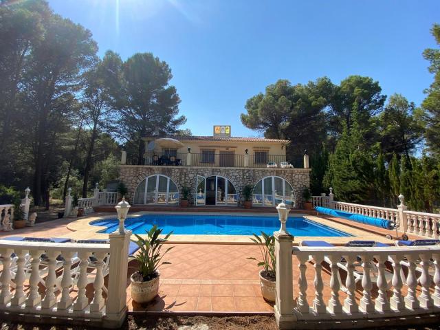 Chalet en el campo con Piscina privada