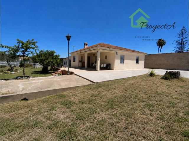CHALET EN EXCLUSIVA EN EL RINCÓN – PUNTA UMBRÍA