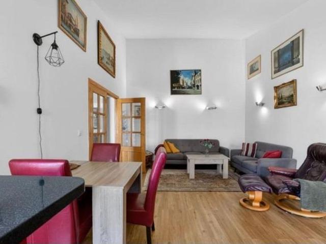 CHALET EN LOS ÁNGELES TORREVIEJA CON 3 DORMITORIOS, 3 BAÑOS Y PISCINA PRIVADA!