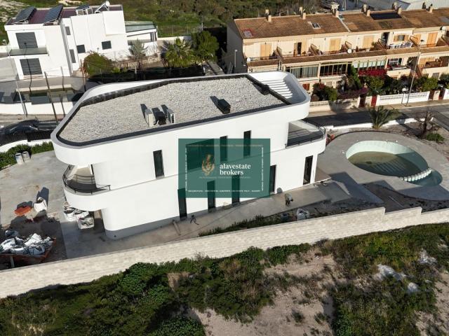 CHALET EN LA FONT A ESTRENAR