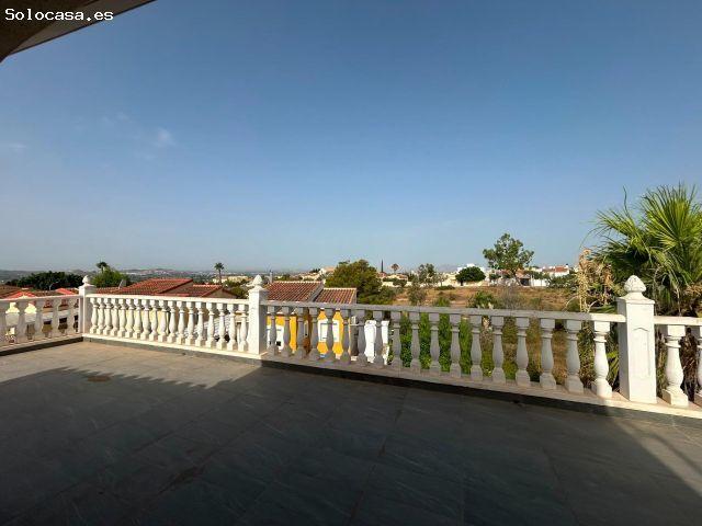CHALET EN LA MARINA, SAN FULGENCIO