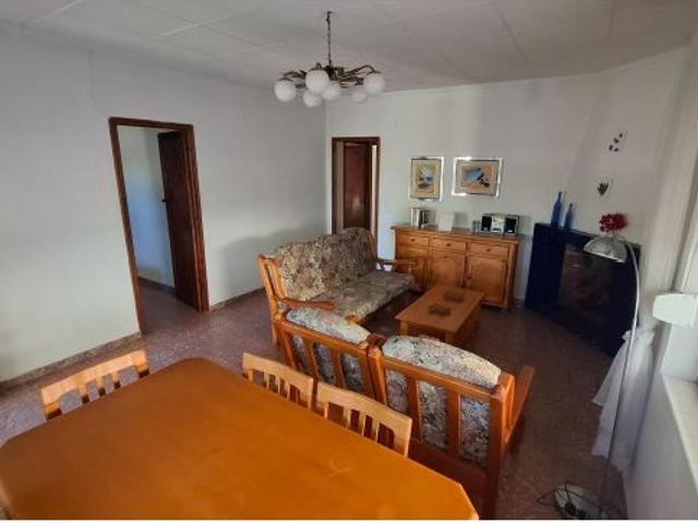 Chalet en la Pinada de La Marina, a tan solo 500 metros de la Playa